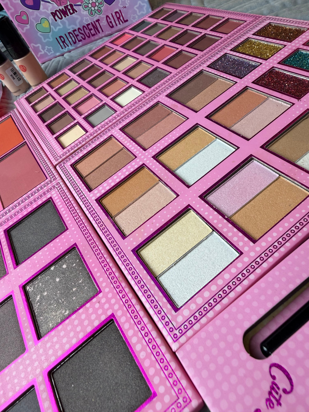 92 Shades Book Pallet Deal