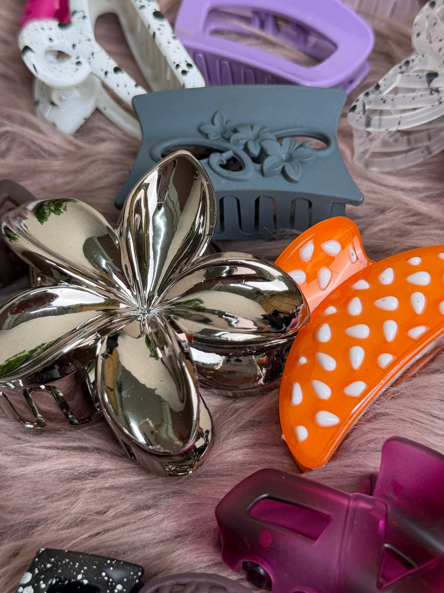 Pack of 25 pcs Hair Catchers Deal Medium