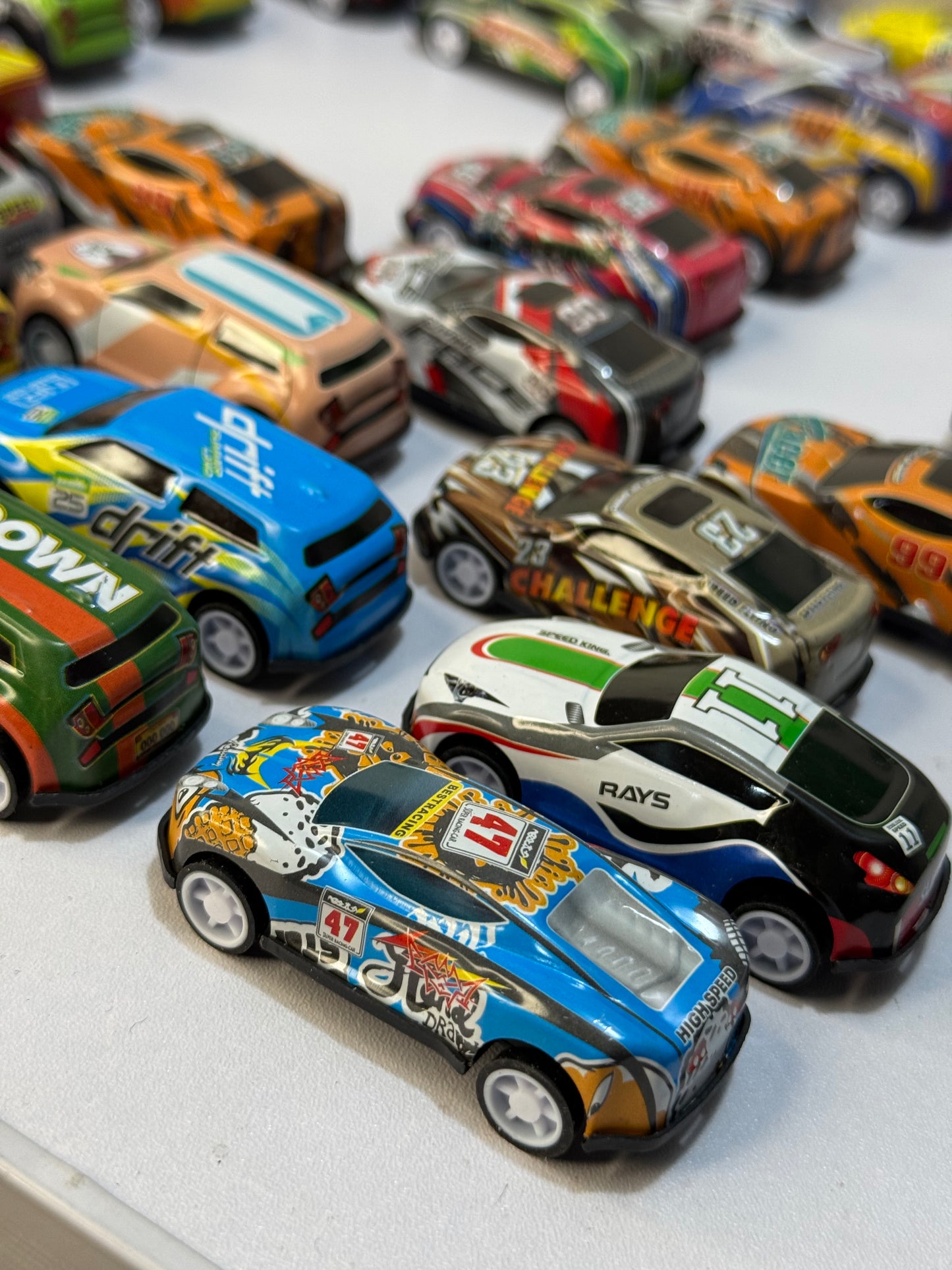 Pack of 16 Kids Metal Cars