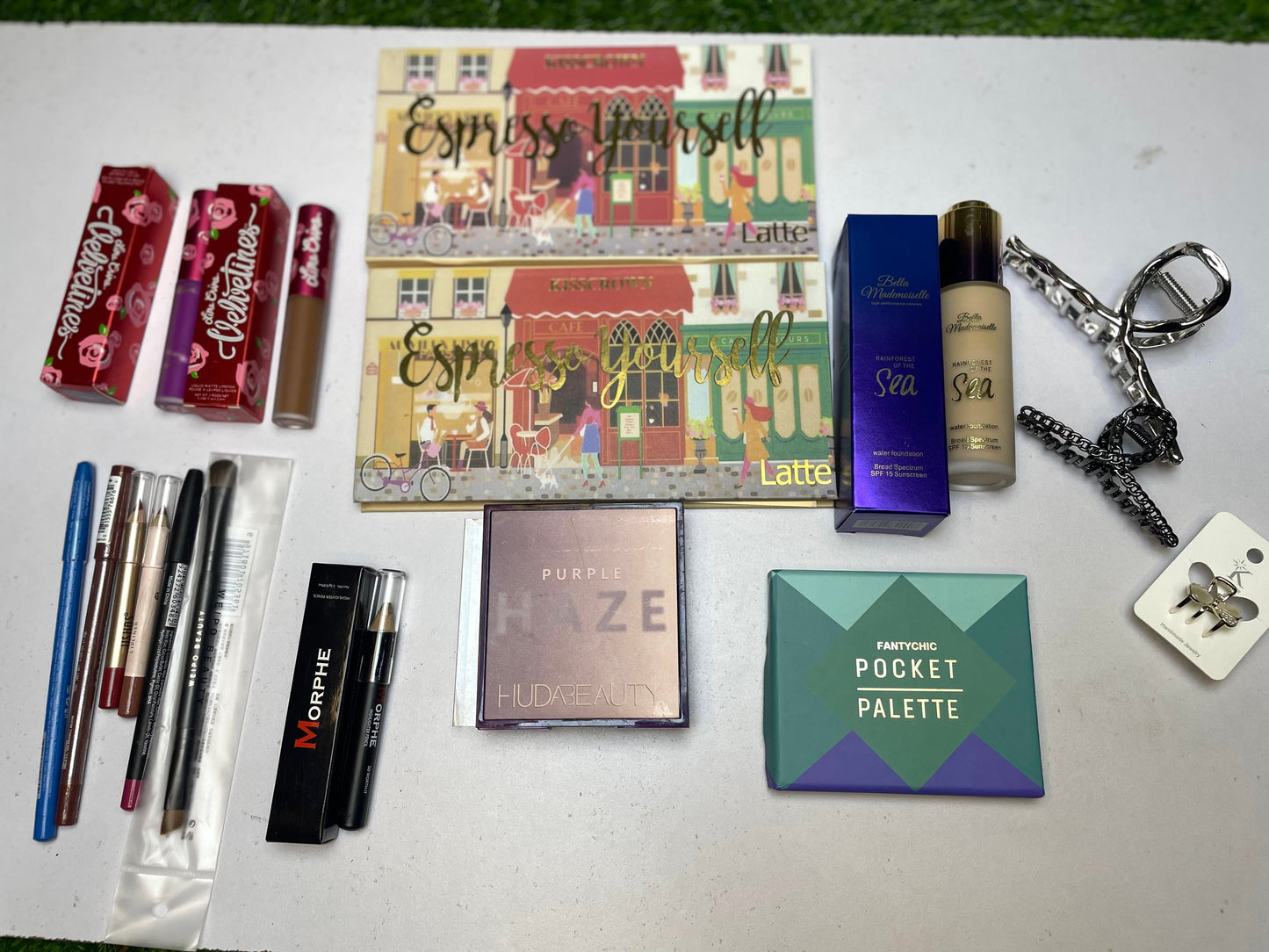 16 In 1 Glam Deal