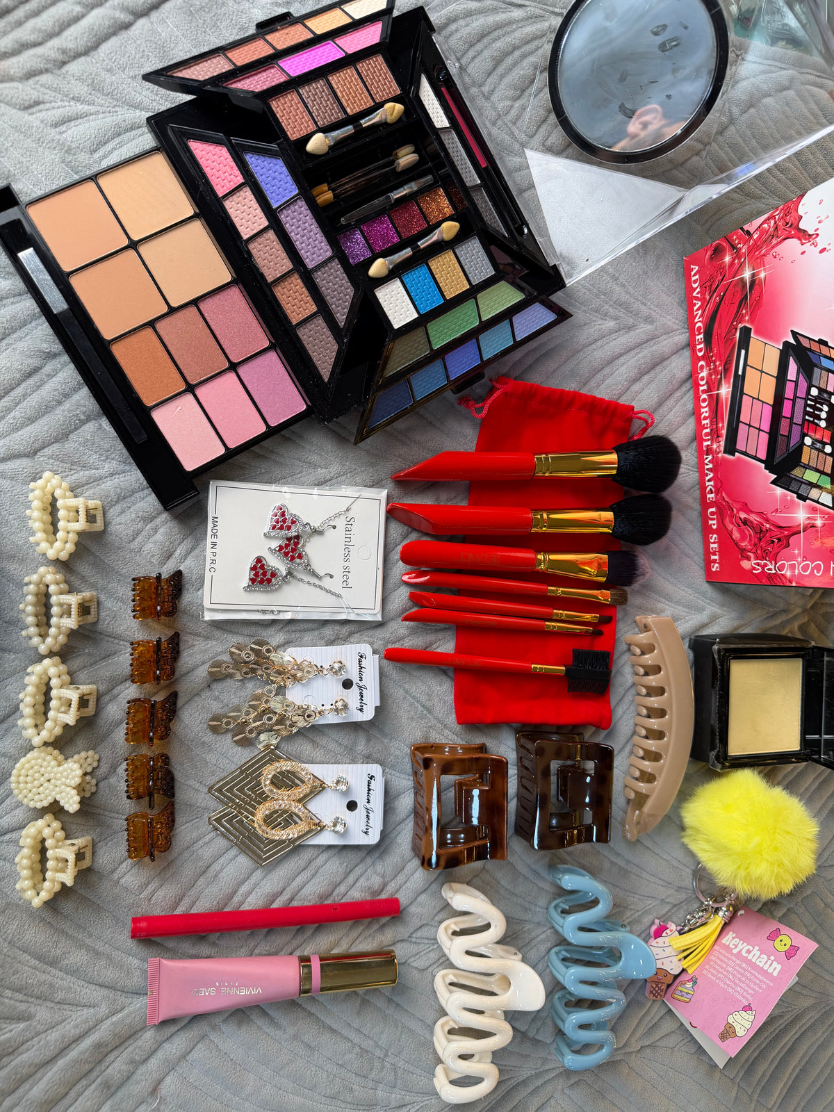 30 in 1 Colours Deal