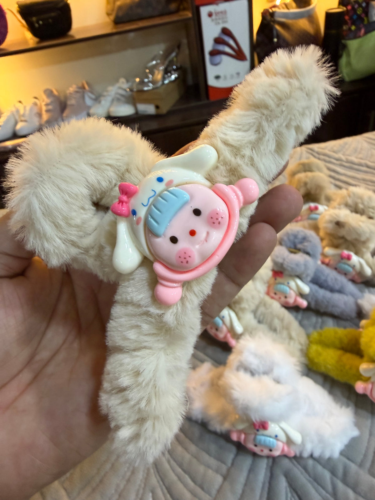 Pack of 12 pcs Fluffy Hair Catchers Deal
