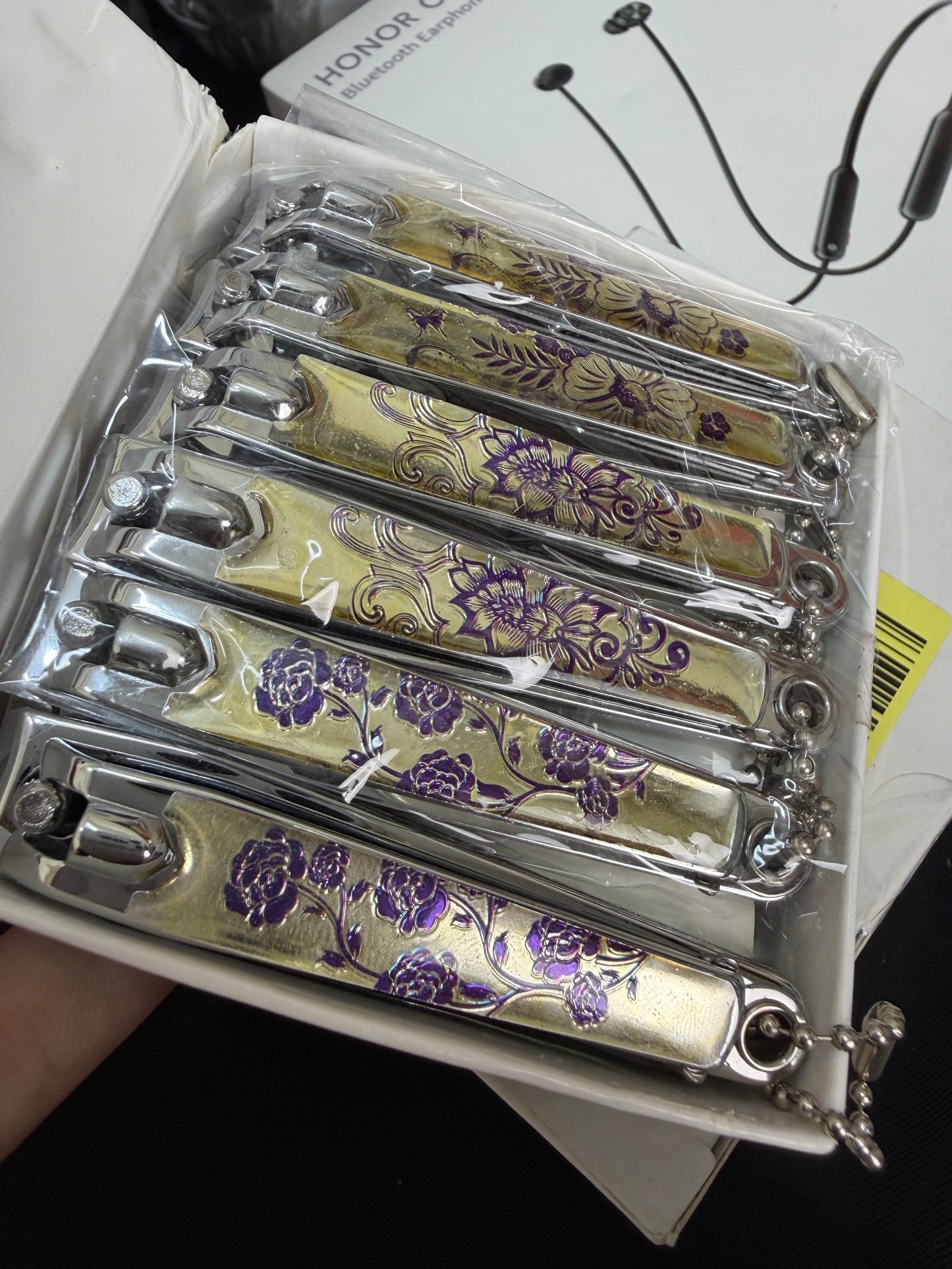 Pack of 12 pcs Imported Nail Cutters