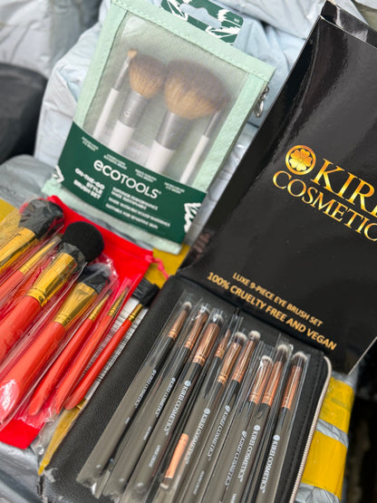 Pack of 3 Sets Makeup Brushes Deal