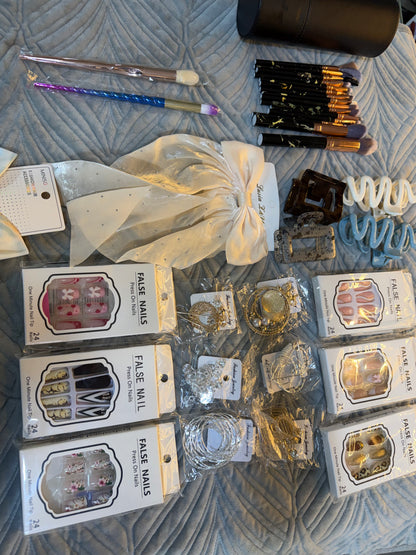 30 in 1 Beauty Pro Deal