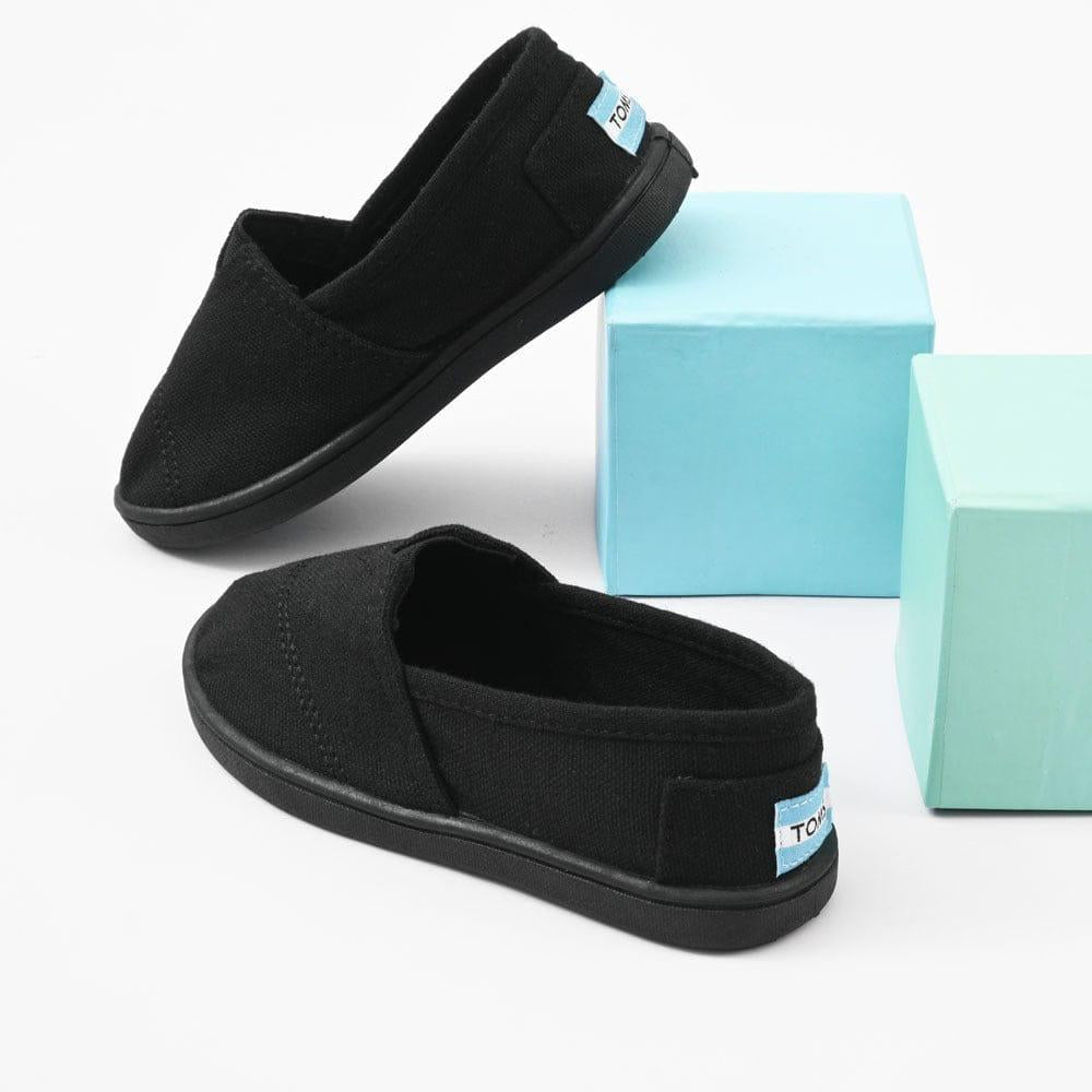 TOMS shoes 4 Pairs ijimport